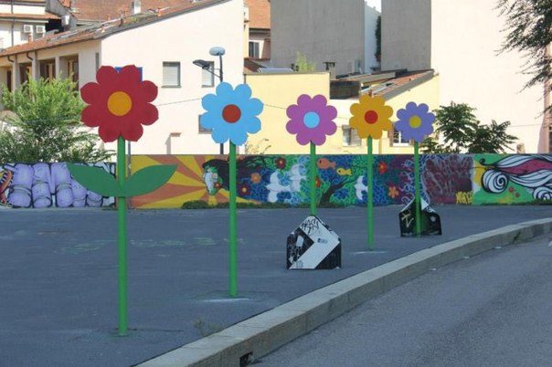 Уличные инсталляции и рисунки итальянского художника Pao.