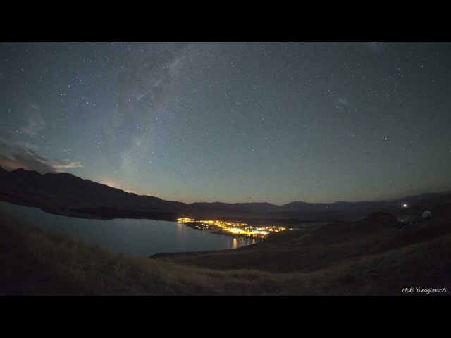 Чистое ночное небо над озером Текапо