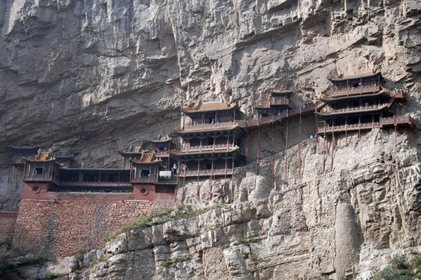 «Висячий монастырь» Сюанькун-Сы, Китай