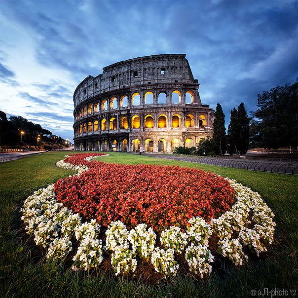 "Рассвет над Колизеем", Рим, Италия.