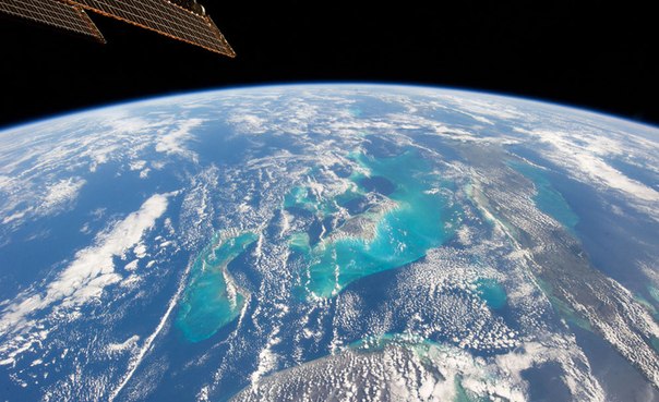 Вид на Багамы с орбиты, 13 января 2013. Фотография сделана одним из членов экипажа экспедиции 34 на борту Международной космической станции.