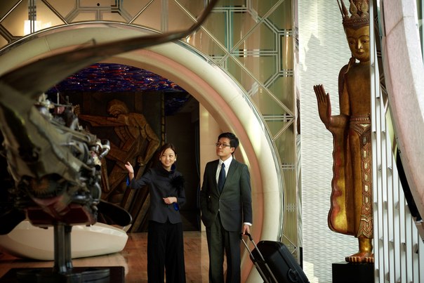 Недавно в Китае открылся уникальный отель- музей Eclat Beijing, в котором собрана самая большая в Китае коллекция работ Сальвадора Дали и многих других художников.
