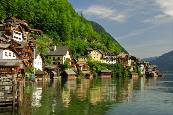 Гальштат — коммуна в Австрии, в федеральной земле Верхняя Австрия.
