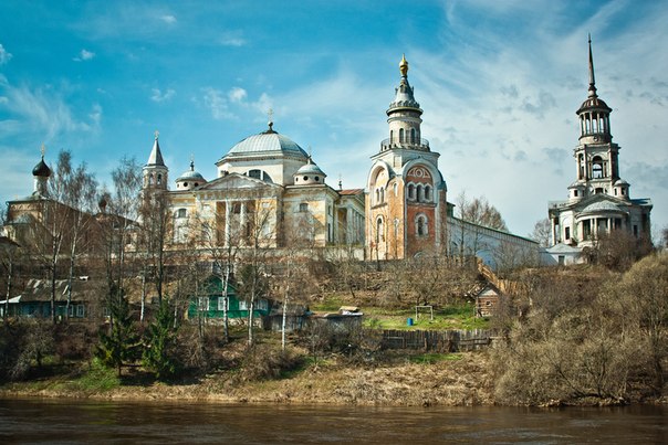 Борисоглебский монастырь в городе Торжке, Россия.