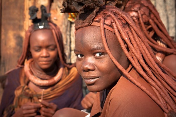 Женщины народа Химба, Намибия, Африка.