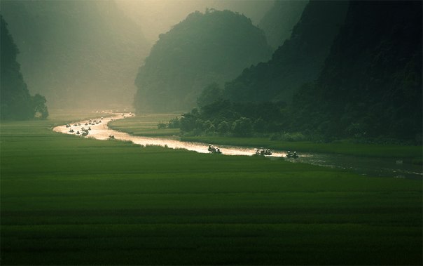 Tam Coc, Северный Вьетнам.