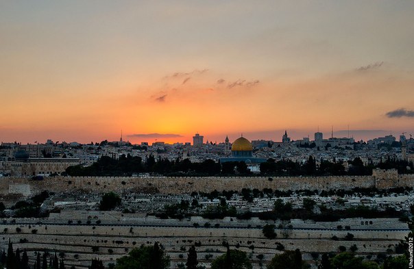 Рассвет в Иерусалиме...