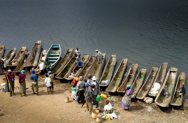 Озеро Буниони, Уганда, Африка.