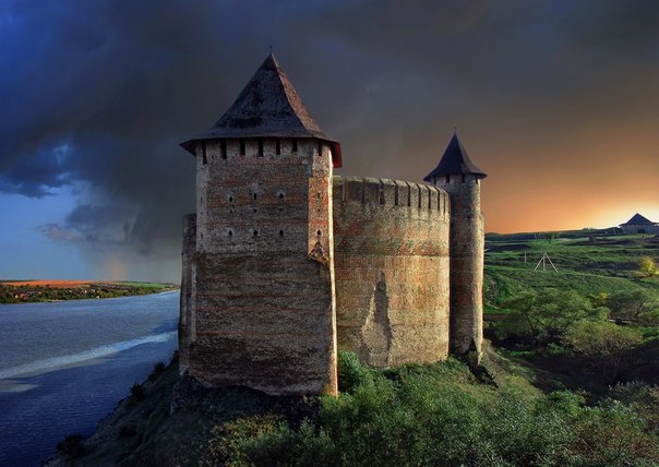 Украинская крепость в местечке Хотин.