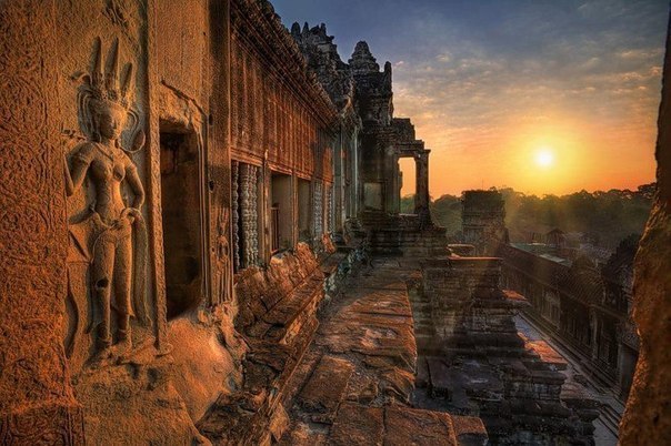 Храм Ангкор Ват в Камбодже.