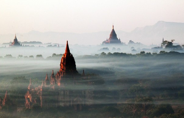 Визит в Баган, Мьянма. 