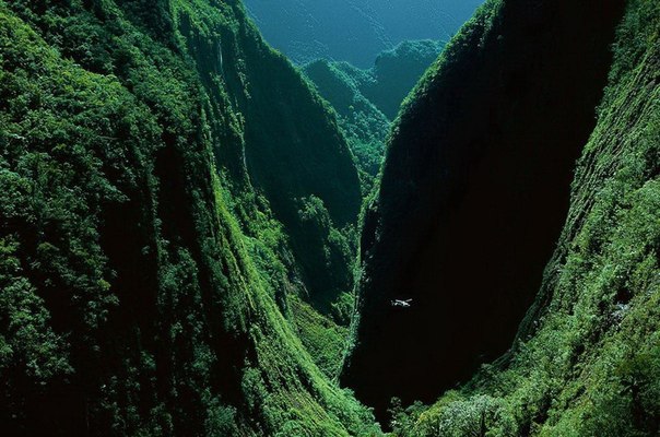 Ущелье реки Бра-де-Каверне на острове Реюньон, Восточная Африка