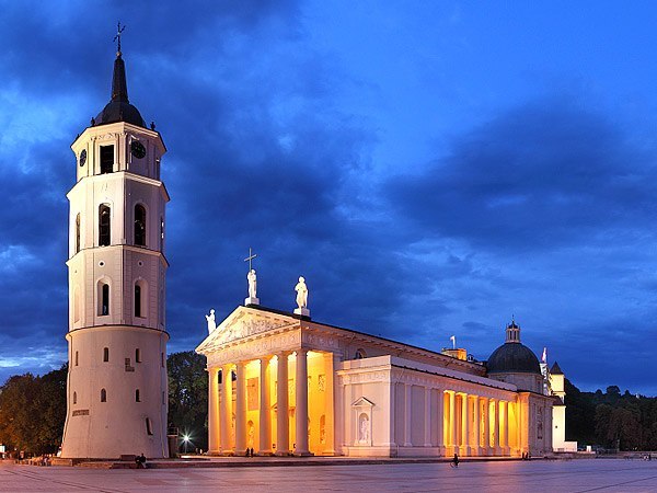 Кафедральная площадь, Вильнюс, Литва