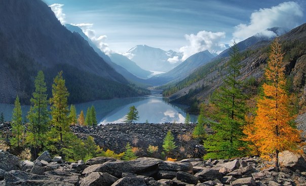 Маашей (Машей или Маашейское) — бывшее озеро, находившееся в районе Северо-Чуйского хребта в Алтайских горах, Россия.