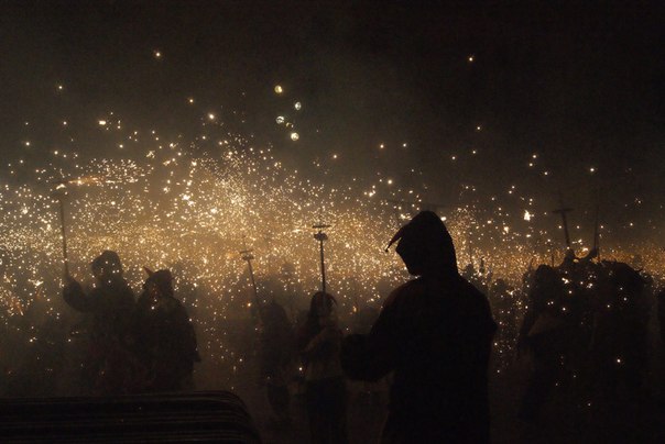 Карнавал в Барселоне в феврале 2012 года.