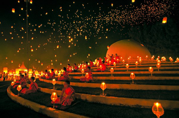 Фестиваль воздушных фонариков, Тайланд.