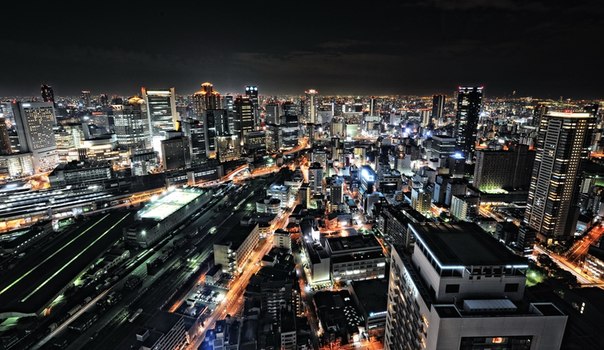 Осака — третий по населению город Японии.