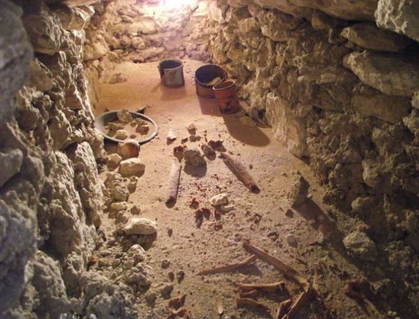 Археологи обнаружили гробницу королевы Майя