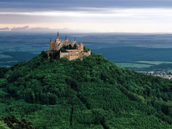 Замок Гогенцоллерн, Германия.