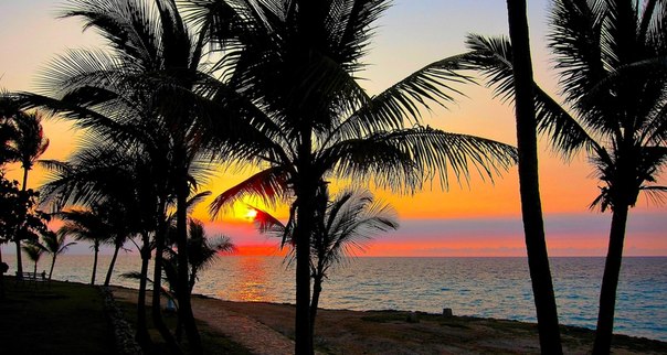 Закат на острове Свободы, Куба.