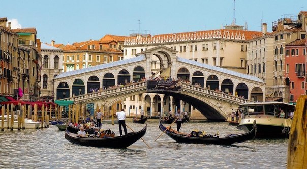 Мост Риальто, Венеция, Италия.