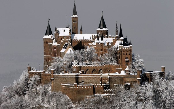 Замок Hohenzollern, Германия.