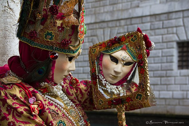 Венецианский карнавал...