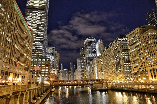 Ночной Чикаго, США.