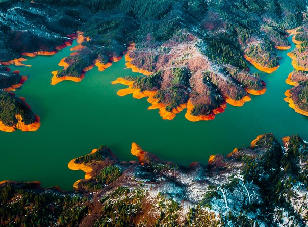 Озеро Shasta, США.