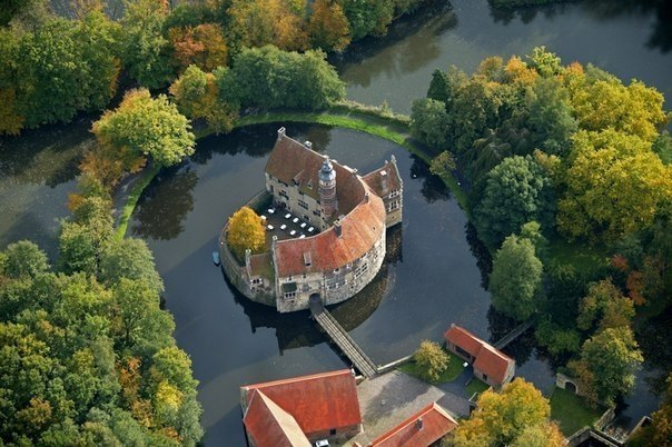 Замок Вишеринг, Германия.