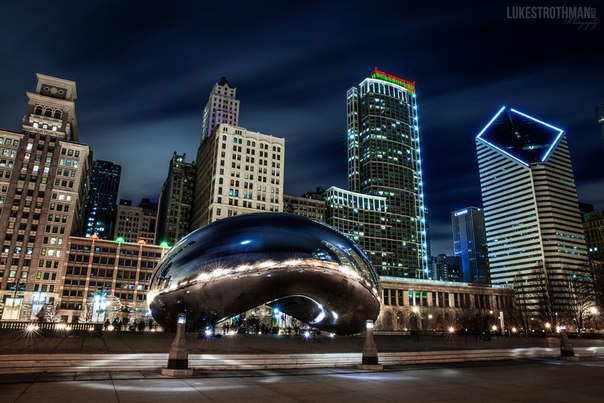 Скульптура Клауд Гейт, Чикаго, США.