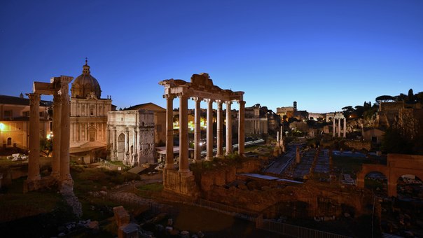 Римский форум — форум в центре Древнего Рима вместе с прилегающими зданиями.