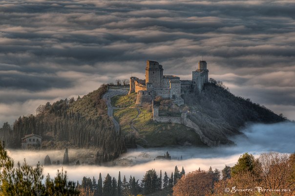 Замок Ассизи, Италия.