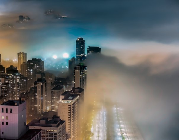 Чикаго в тумане, США.