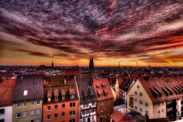 Ню́рнберг — город в Германии, расположенный в центральной части Баварии.