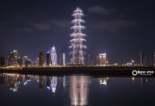 Новогодний фейерверк в Дубае, ОАЭ.