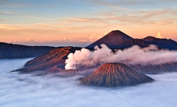 Вулкан Бромо, Индонезия.