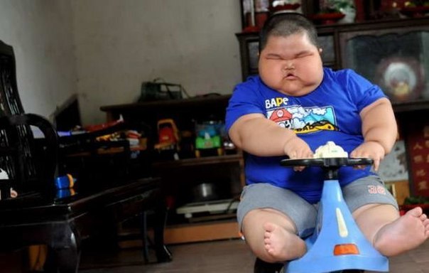 Самый толстый ребенок в мире живет в Китае 