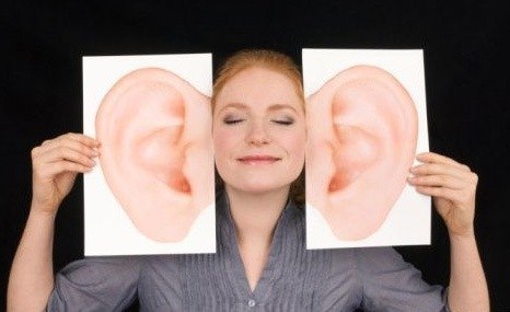 Среди людей, которые могут двигать ушами только одна треть может двигать одним ухом.