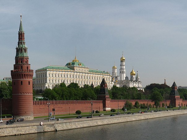 Кремль — самая крупная крепость на территории Европы, сохранившаяся и действующая до наших дней.