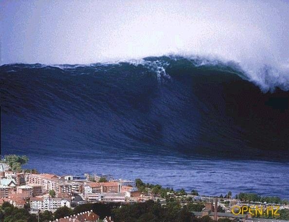 Самая большая волна, когда-либо зафиксированная людьми, наблюдалась около Японского острова Ишигаки в 1971 году. 