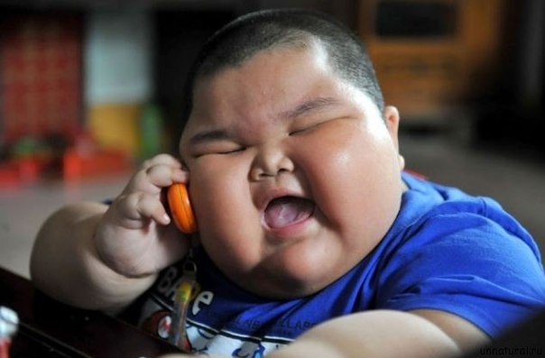 3-х летний ребенок из Китая весит 60 килограмм