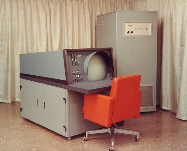 Компьютер 1958 года.