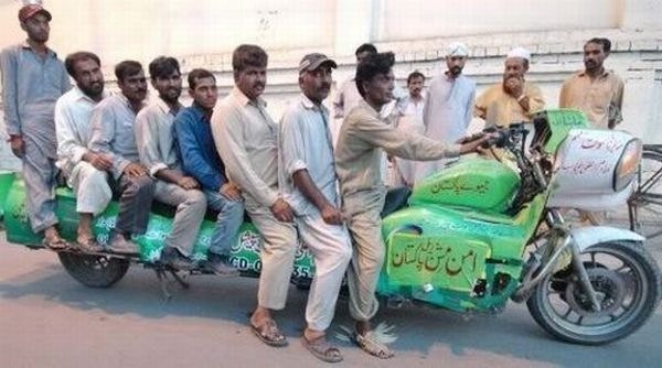 Один из самых длинных мотоциклов, Индия