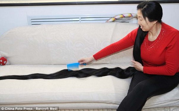 Самые длинные волосы в мире вырастила китаянка Ни Линмей 