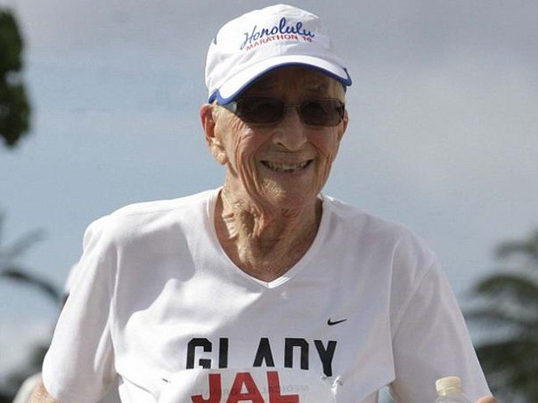 Самая пожилая бегунья в мире – Глэдис Беррилл из Гавайи