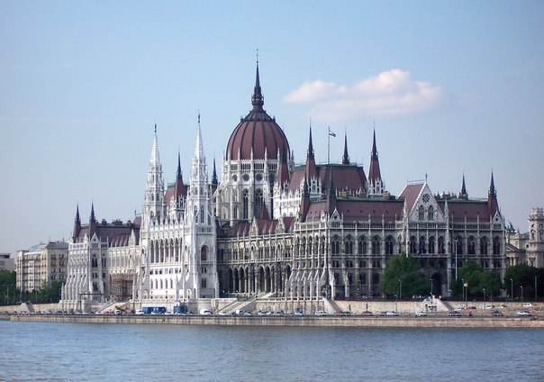 Здание венгерского Парламента. Будапешт, Венгрия