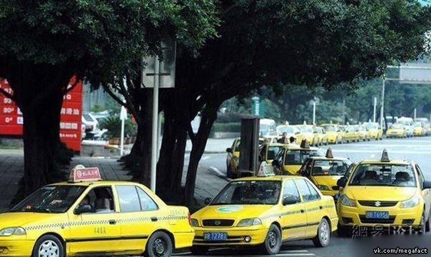 Самая большая очередь таксистов на заправку. Китай.