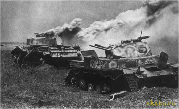 Летом 41-го мы не только отступали. 19-летний мальчишка из Орла в одиночку дрался с колонной немецких танков. 