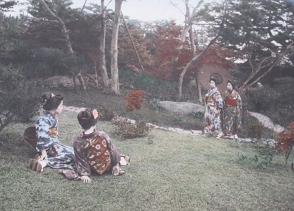 Самураи и гейши на японских фотографиях столетней давности